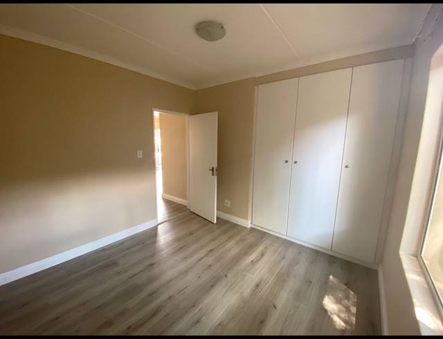 2 BEDROOM APARTMENT RENTED IN BRYANSTON